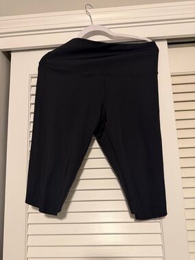 all in motion Black Capri Leggings